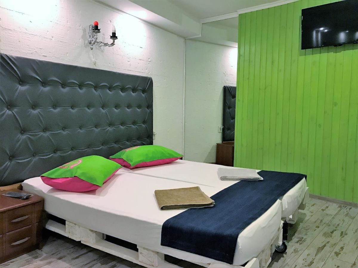 Отель Mamba Hotel Днепр