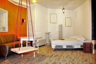 Отель Mamba Hotel Днепр Номер Делюкс с кроватью размера «queen-size»-3